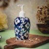 HS HINDUSTANI SAUDAGAR Ceramic Beautiful Handpainted Soap Dispenser Set of 1, 500 Ml (Floral)